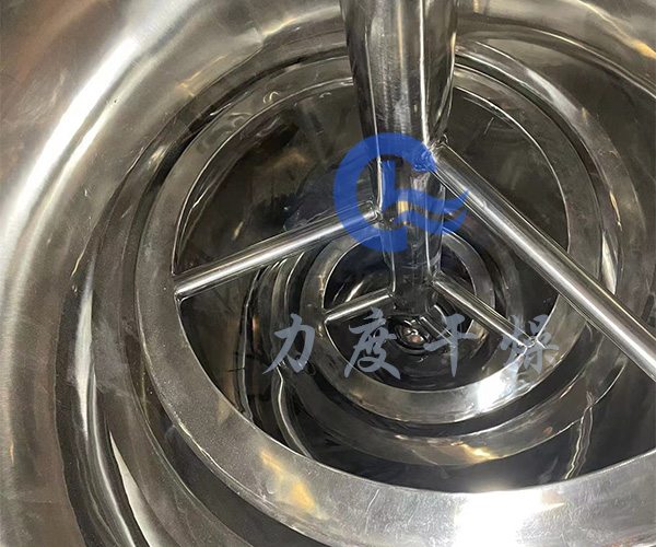 四環(huán)素單錐真空干燥機(jī)